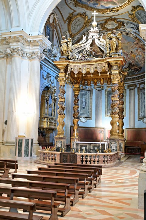 Baldacchino: dettaglio