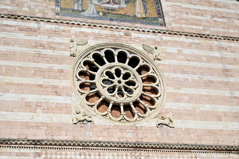 Rosone della facciata maggiore