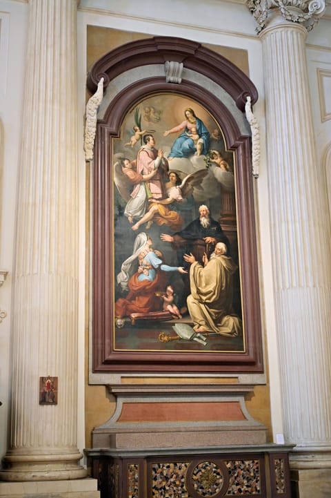 Altare con Madonna e santi di Raffaello Fogliardi: vista d’insieme